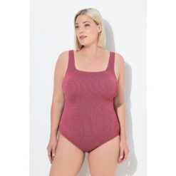 Damskie Strój kąpielowy faktura karo miękki miseczki dekolt karo. Czerwone kostiumy jednoczęściowe damskie Ulla Popken, plus size, bez wzorów, sportowe, plus size, do pływania. Za 244.99 zł.