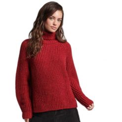 Damski luźny sweter z golfem z przeszyciami Superdry. Czerwone swetry damskie Superdry., na zimę, bez wzorów, bez kołnierzyka, bez ramiączek, bez kaptura. Za 297.50 zł.