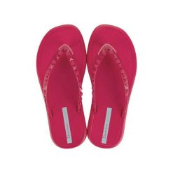 Japonki damskie plażowe Ipanema Meu Sol. Czerwone klapki damskie Ipanema, bez wzorów, z materiału, bez obcasa. Za 55.99 zł.