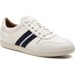 Sneakersy POLO RALPH LAUREN - Camilio 816717559001 Wht/Navy. Białe półbuty na co dzień męskie Polo Ralph Lauren, z materiału, eleganckie, bez zapięcia. W wyprzedaży za 409.00 zł.