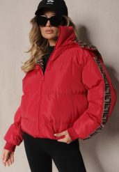 Czerwona Casualowa Kurtka Dwustronna Typu Puffer ze Ściągaczami i Kapturem Erisalanne. Czerwone kurtki damskie Renee, l, bez wzorów, z jeansu. Za 219.99 zł.