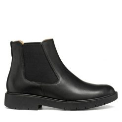 Sztyblety Geox. Czarne botki damskie Geox, bez obcasa, na płaskiej podeszwie, bez zapięcia. Za 639.99 zł.