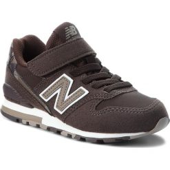 Sneakersy NEW BALANCE - KV996C3Y Brązowy. Półbuty chłopięce marki New Balance. W wyprzedaży za 199.00 zł.