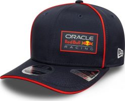 Czapka baseballowa męska Team Red Bull Racing 2025. Czerwone czapki i kapelusze męskie Red Bull Racing F1 Team, bez wzorów. Za 301.07 zł.