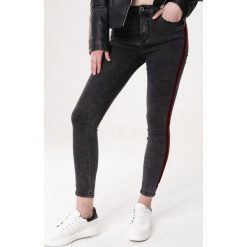 Ciemnoszare Jeansy Reasons. Jeansy damskie Born2be. Za 49.99 zł.