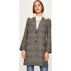 Levi's - Płaszcz. Szare kurtki damskie Levi's, l, bez wzorów, z futra, klasyczne, bez kaptura. Za 799.90 zł.