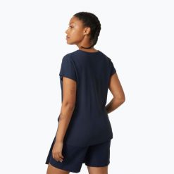 Koszulka damska Helly Hansen Crewline Top. Niebieskie koszulki sportowe damskie Helly Hansen, bez wzorów, bez kołnierzyka, bez ramiączek. Za 179.99 zł.