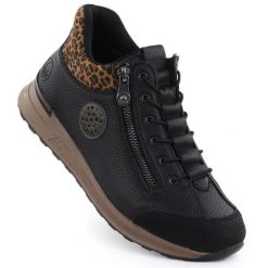 Botki damskie ocieplane na suwak czarne Rieker N1457-00. Czarne botki damskie Rieker, ze skóry ekologicznej, bez obcasa, bez zapięcia. Za 419.00 zł.