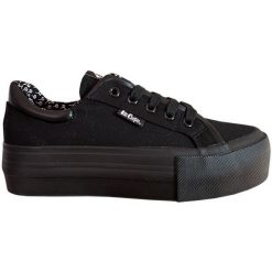 Buty Lee Cooper W LCW-24-31-2180LA czarne. Czarne obuwie sportowe damskie bez wzorów, z gumy. Za 255.37 zł.