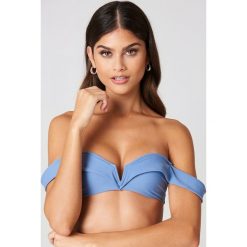 J&K Swim X NA-KD Góra bikini bandeau Folded - Blue. Bikini damskie marki J&K Swim X NA-KD. Za 100.95 zł.