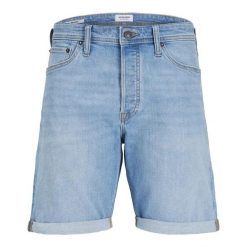 Krótka kurtka Jack & Jones Rick luźne niebieskie dżinsy. Niebieskie jeansy męskie Jack&Jones, sportowe. Za 169.16 zł.