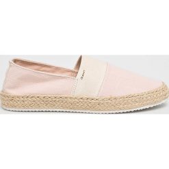 Gant - Espadryle. Czerwone espadryle damskie GANT, bez wzorów, z gumy, z okrągłym noskiem, bez obcasa, bez zapięcia. W wyprzedaży za 179.90 zł.
