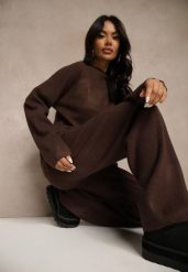 Brązowy Komplet Oversize z Dzianiny z Wełną Sweter i Szerokie Spodnie Alenria. Brązowe swetry damskie Renee, l, bez wzorów, z dzianiny, eleganckie, bez kołnierzyka, bez ramiączek, bez kaptura. Za 149.99 zł.