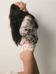 Bawełniane majtki bikini 3 pack - beżowy. Brązowe bikini damskie Reserved, l, bez wzorów. Za 49.99 zł.