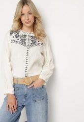 Beżowa Koszula z Bawełny w Stylu Boho Zdobiona Haftem Gonilwen. Brązowe bluzki damskie Born2be, l, z aplikacjami, z bawełny, boho, bez kołnierzyka, bez ramiączek. Za 109.99 zł.