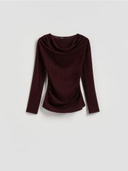 Sweter z wełną - mahoniowy. Brązowe swetry damskie Reserved, l, bez wzorów, z dzianiny, bez kołnierzyka, bez ramiączek, bez kaptura. Za 129.99 zł.