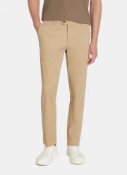 PAKO LORENTE - Beżowe spodnie chino z bawełną. Brązowe spodnie materiałowe męskie Pako Lorente, l, bez wzorów, z bawełny, casualowe. Za 299.99 zł.