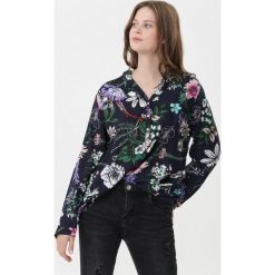 Granatowa Koszula Haisley. Bluzki damskie Born2be, l, bez wzorów, z jeansu, eleganckie, bez kołnierzyka, bez ramiączek. Za 49.99 zł.