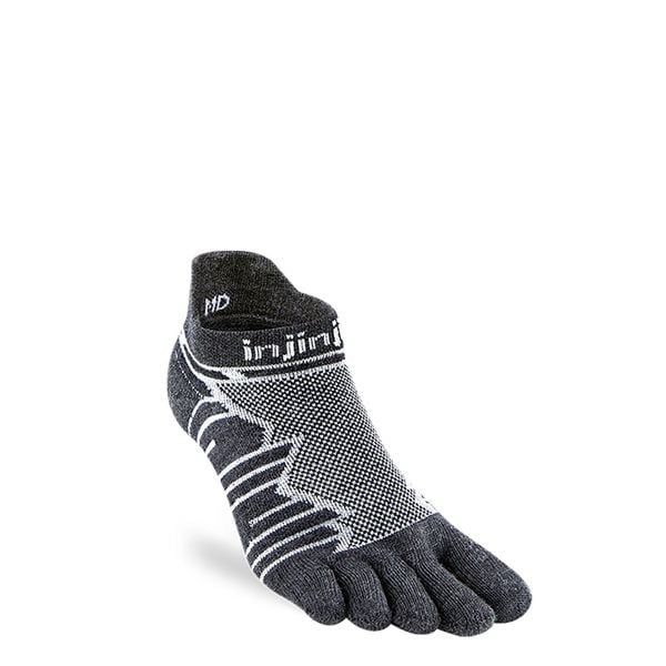 Skarpety do biegania Injinji Ultra Run No-Show Wool. Czarne skarpety damskie Injinji, bez wzorów. Za 99.99 zł.