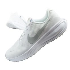 Buty sportowe damskie Nike Revolution 8. Białe obuwie sportowe damskie Nike, bez wzorów, na fitness i siłownię, nike revolution. Za 259.00 zł.