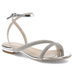Srebrne Sandały Bayla Eleganckie Płaskie Buty. Szare klapki damskie Bayla, z aplikacjami, eleganckie, bez obcasa, na obcasie. Za 239.00 zł.