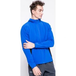 Under Armour - Kurtka Outrun The Storm. Niebieskie kurtki męskie Under Armour. W wyprzedaży za 239.90 zł.