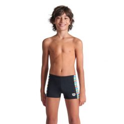 Szorty Kąpielowe Arena Racing Stripe Swim Short junior. Niebieskie kąpielówki dla chłopców Arena, bez wzorów. Za 99.99 zł.