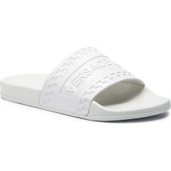 Klapki VERSACE JEANS - E0YTBSQ4 70984 003. Białe klapki męskie marki Versace Jeans, z jeansu. Za 179.00 zł.