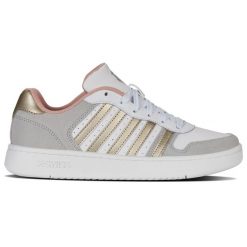 Buty sportowe K-Swiss COURT PALISADES (96931-091-M). Białe obuwie sportowe damskie K-SWISS, bez wzorów. Za 149.00 zł.