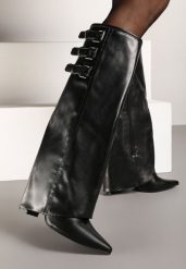 Czarne Kozaki na Słupku z Wywiniętą Cholewką Klamrami i Paskami Renniel. Czarne kozaki damskie Renee, z jeansu, bez obcasa, na obcasie. Za 179.99 zł.