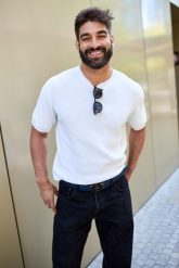 Pasek męski skórzany do spodni casual garnituru automat czarny Beltimore A39 : Kolory - granatowy, Rozmiar pasków - r.95-110 cm. Czarne paski damskie bez wzorów, ze skóry, casualowe. Za 64.99 zł.