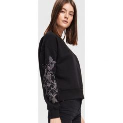 Bluza z aplikacjami - Czarny. Bluzy damskie marki Reserved. W wyprzedaży za 59.99 zł.