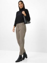 BRAX Spodnie - Maron S Regular Fit Kobiety brązowy|beżowy|wielokolorowy|czarny, 38. Brązowe spodnie materiałowe damskie Brax, s, bez wzorów. Za 379.95 zł.