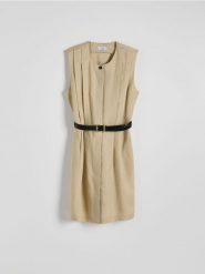 Sukienka z lyocellu i lnu - beżowy. Brązowe sukienki damskie Reserved, l, bez wzorów, z lyocellu, bez kołnierzyka, bez ramiączek, dopasowane. W wyprzedaży za 99.99 zł.