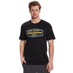 T-shirt sportowy z krótkim rękawem męski Tricou Latitude. Czarne t-shirty męskie Skechers, l, bez wzorów, z bawełny, sportowe, bez kołnierzyka. Za 79.99 zł.