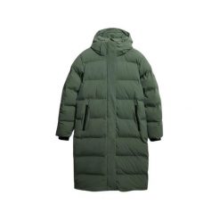 Damska długa kurtka z kapturem Superdry. Zielone kurtki damskie Superdry., bez wzorów, z puchu, z kapturem. W wyprzedaży za 750.25 zł.