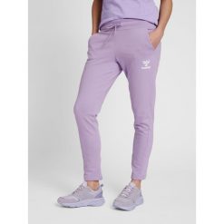 Damskie spodnie dresowe zwężane Hummel Noni 2.0. Czerwone spodnie sportowe damskie Hummel, xs, bez wzorów, z dresówki, do biegania. Za 167.50 zł.