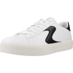 Buty sportowe Sneakersy damskie Skechers Eden LX-Beaming Glory. Białe obuwie sportowe damskie Skechers, bez wzorów, trekkingowe, Skechers Sport. Za 231.99 zł.