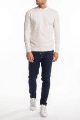 Takeshy Kurosawa Sweter | 83383 | Maglia Girocollo | Mężczyzna | Kremowy. Białe swetry przez głowę męskie Takeshy Kurosawa, m, bez wzorów, z poliamidu, bez kołnierzyka. W wyprzedaży za 299.00 zł.