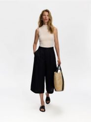 Spodnie culotte z lnu - czarny. Czarne spodnie materiałowe damskie Reserved, l, bez wzorów. Za 149.99 zł.