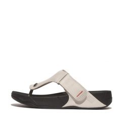 Sandały FitFlop Trakk™ II. Czarne sandały męskie FIT FLOP, ze skóry, bez zapięcia. Za 404.85 zł.