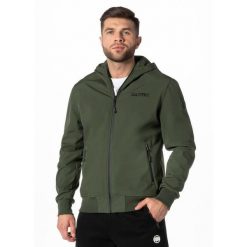 Kurtka męska Pitbull z kapturem Softshell Midway II. Zielone kurtki męskie PITBULL, m, bez wzorów, z softshellu, z kapturem. Za 249.00 zł.