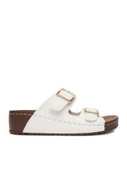 Go Soft Klapki CEO-W21202 Biały. Białe klapki damskie GO SOFT, bez wzorów, ze skóry, bez obcasa. Za 99.99 zł.