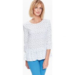 BLUZKA W NADRUK Z BASKINKĄ. Bluzki damskie marki TOP SECRET. W wyprzedaży za 39.99 zł.