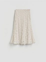 Spódnica z koronką - kremowy. Białe spódnice damskie Reserved, l, bez wzorów, z koronki, rozkloszowane. Za 199.99 zł.