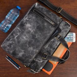 Beltimore torba męska na ramię skórzana duża czarna N08. Czarne torby na ramię męskie bez wzorów, na ramię, duże. Za 274.90 zł.