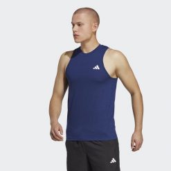 Train Essentials Feelready Training Sleeveless Tee. Białe buty sportowe męskie Adidas, z materiału, bez zapięcia, na fitness i siłownię. Za 88.00 zł.