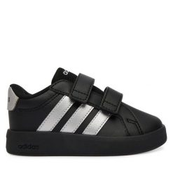 Sneakersy adidas. Czarne trampki i tenisówki chłopięce Adidas, bez wzorów, bez zapięcia. Za 139.99 zł.
