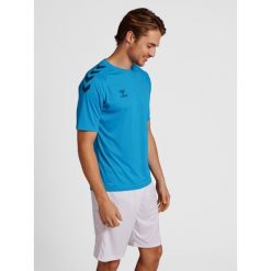 Koszulka sportowa męska Hummel Core XK Poly T-Shirt S/S. Niebieskie koszulki sportowe męskie Hummel, m, bez wzorów, bez kołnierzyka, bez ramiączek, do piłki nożnej. Za 131.00 zł.