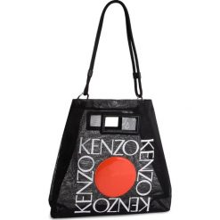 Torebka KENZO - F952SA520F08 Black 99. Czarne torebki do ręki damskie Kenzo, bez wzorów, z materiału, bez dodatków. W wyprzedaży za 769.00 zł.